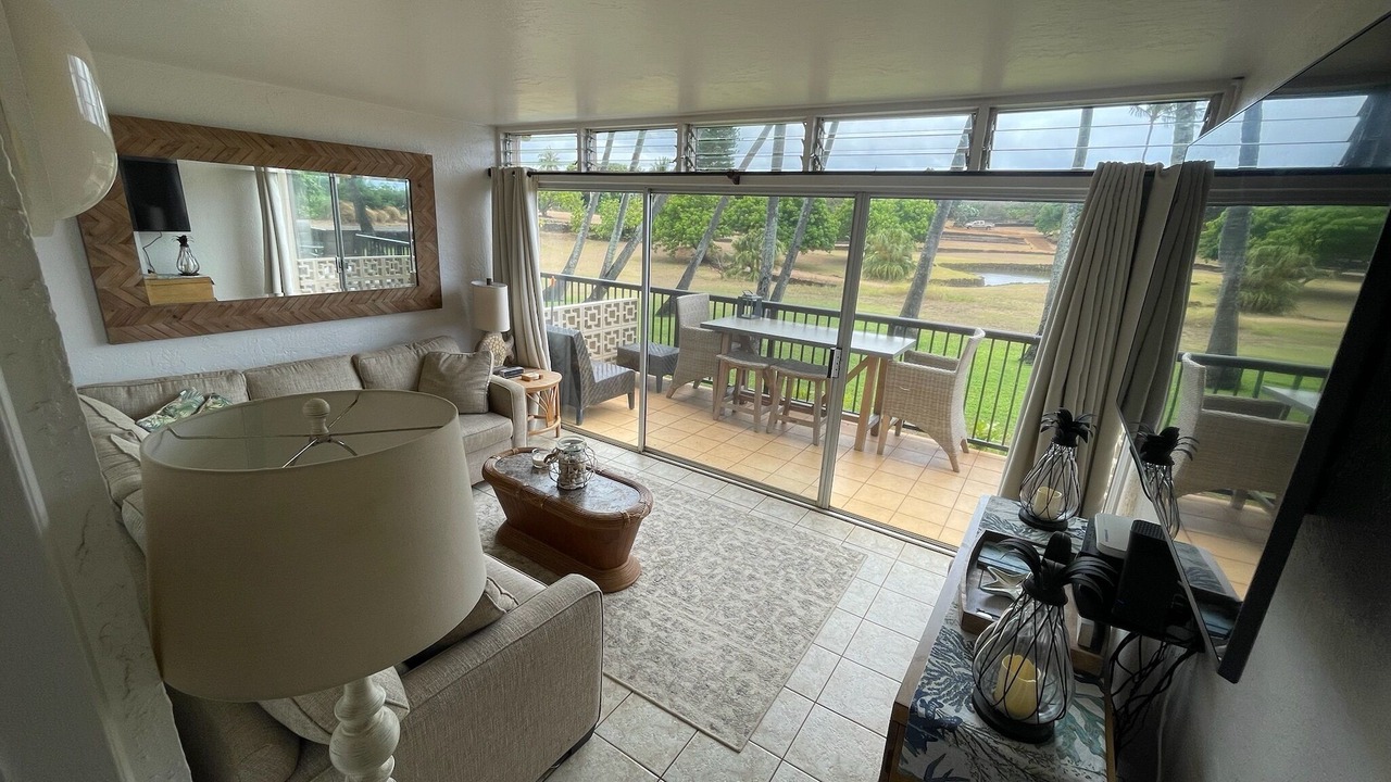 Photo of Livingroom in Poipu