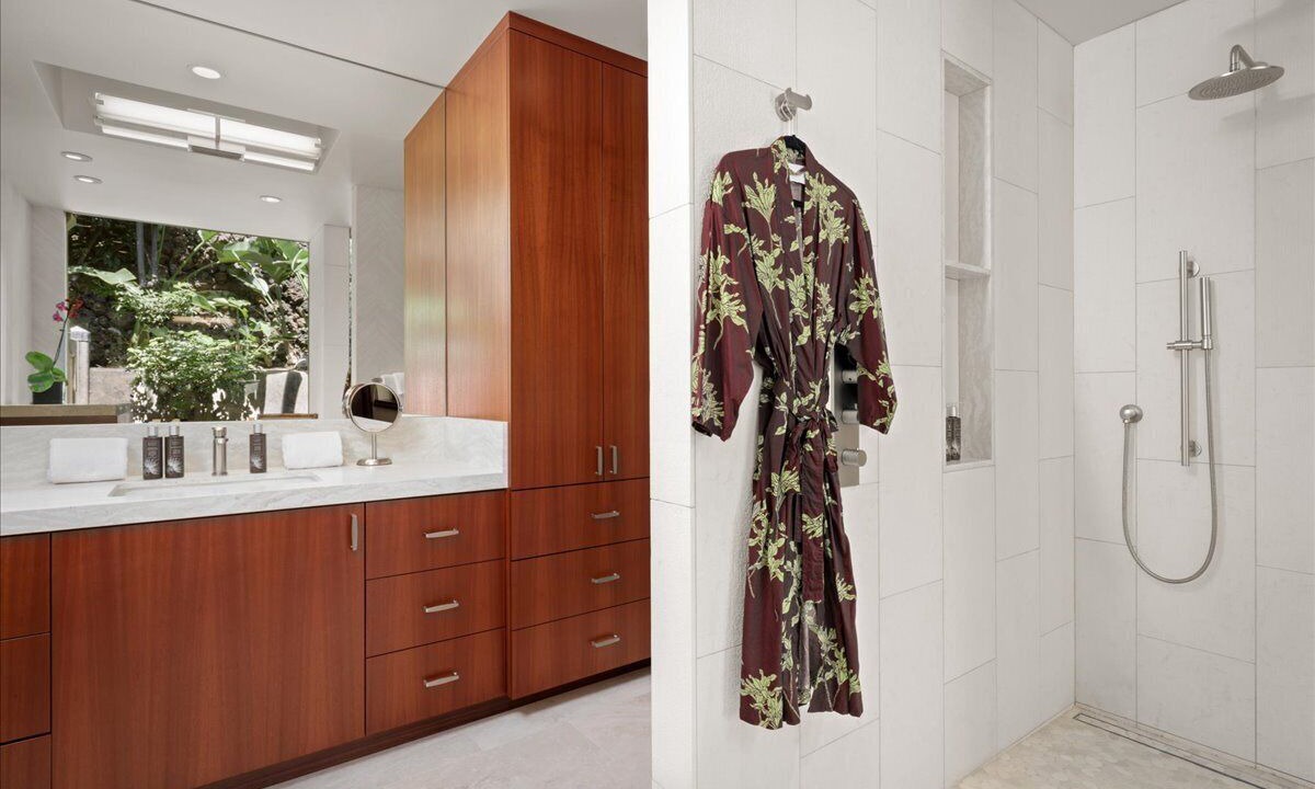 Photo of Bathroom in Kaupulehu