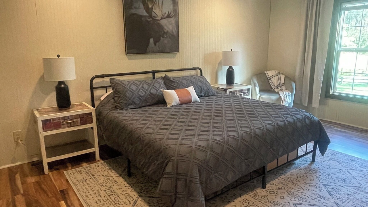 Photo of Bedroom in Mill Spring