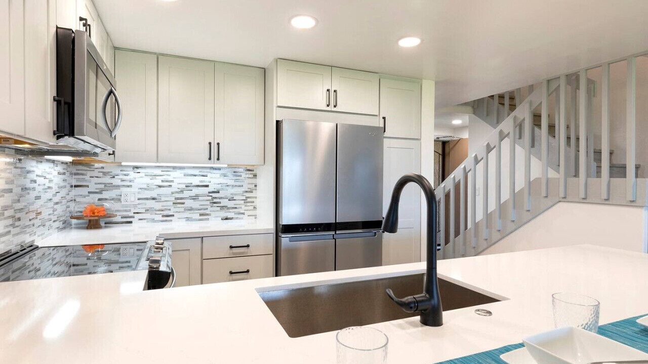 Photo of Kitchen in Waikoloa