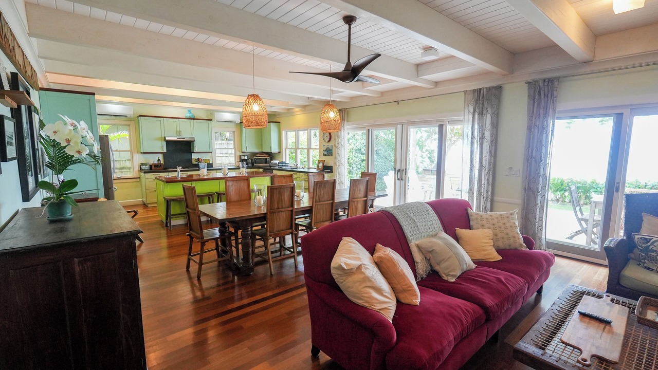Photo of Livingroom in Haleiwa