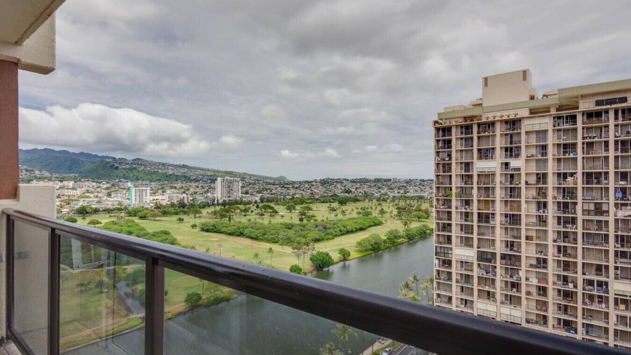 Photo of Outdoor in Diamond Head - Kapahulu - St. Louis