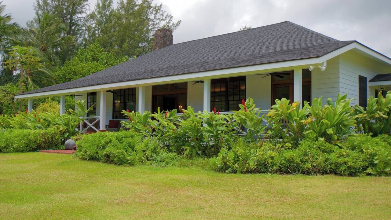 Photo of Others in Laie