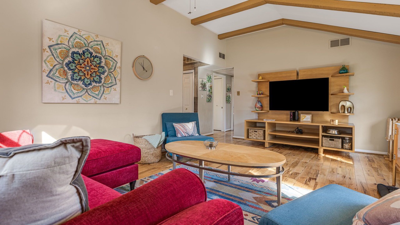 Photo of Livingroom in Asheville
