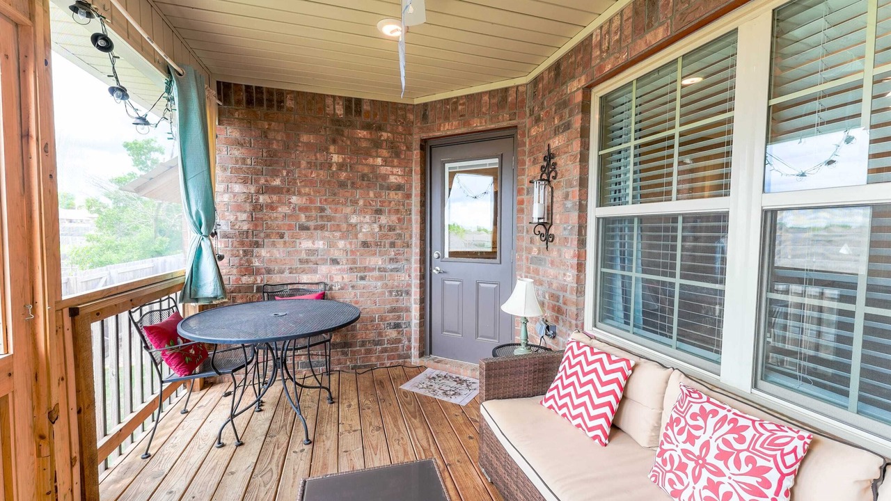 Photo of Outdoor in Gentry
