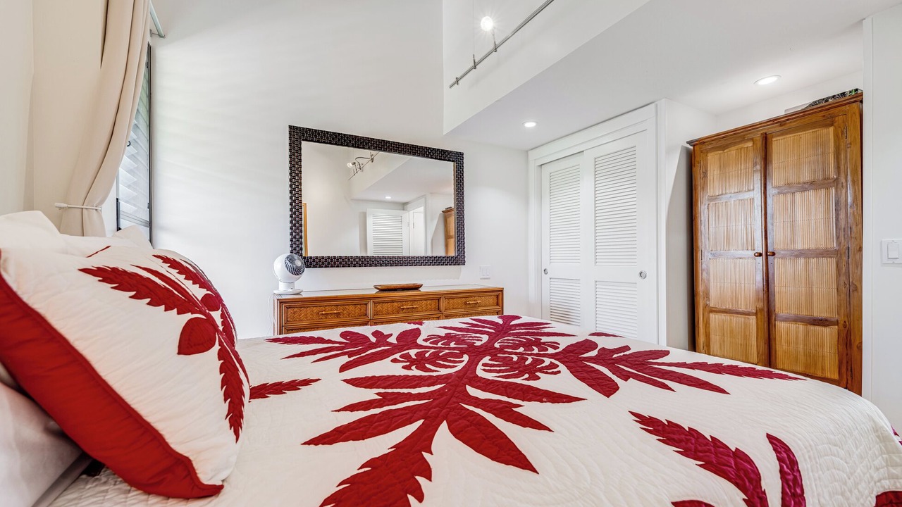 Photo of Bedroom in Maalaea