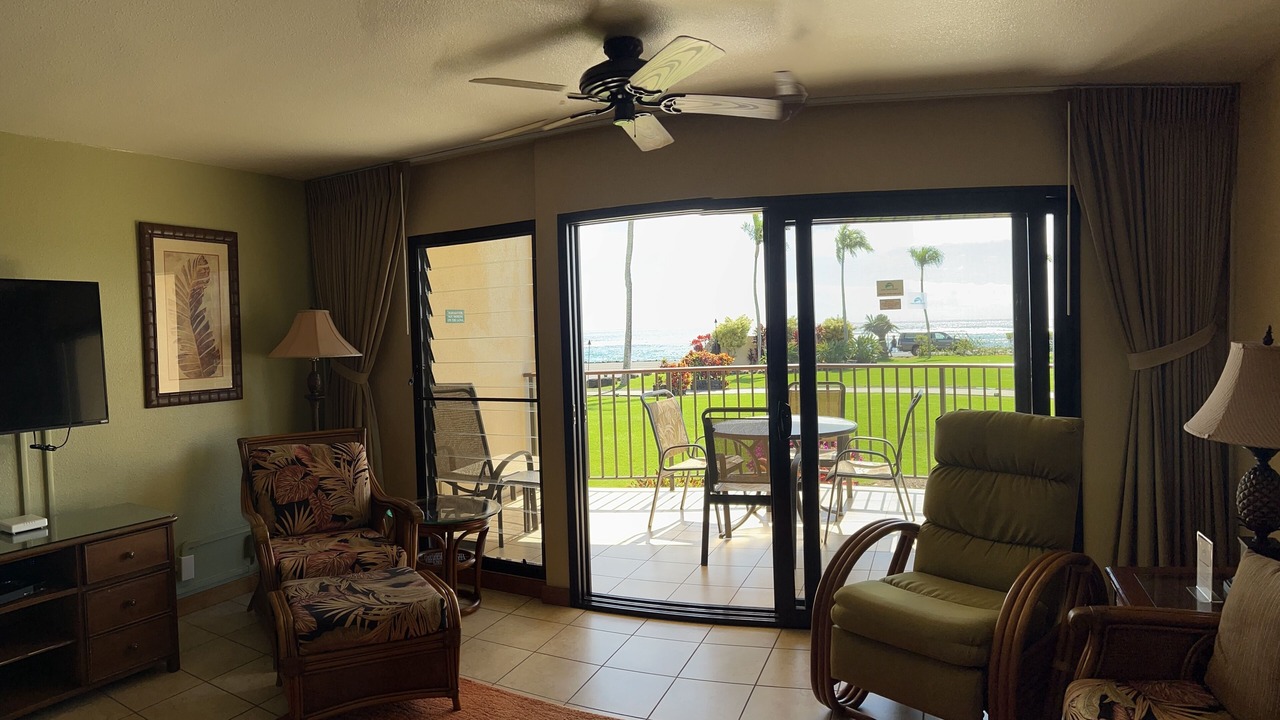 Photo of Livingroom in Koloa