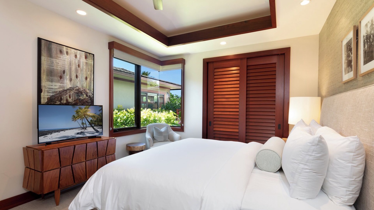 Photo of Bedroom in Kaupulehu