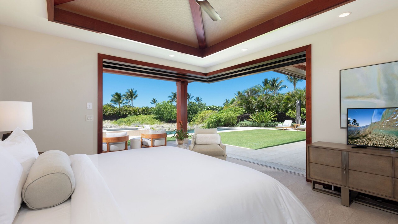 Photo of Bedroom in Kaupulehu