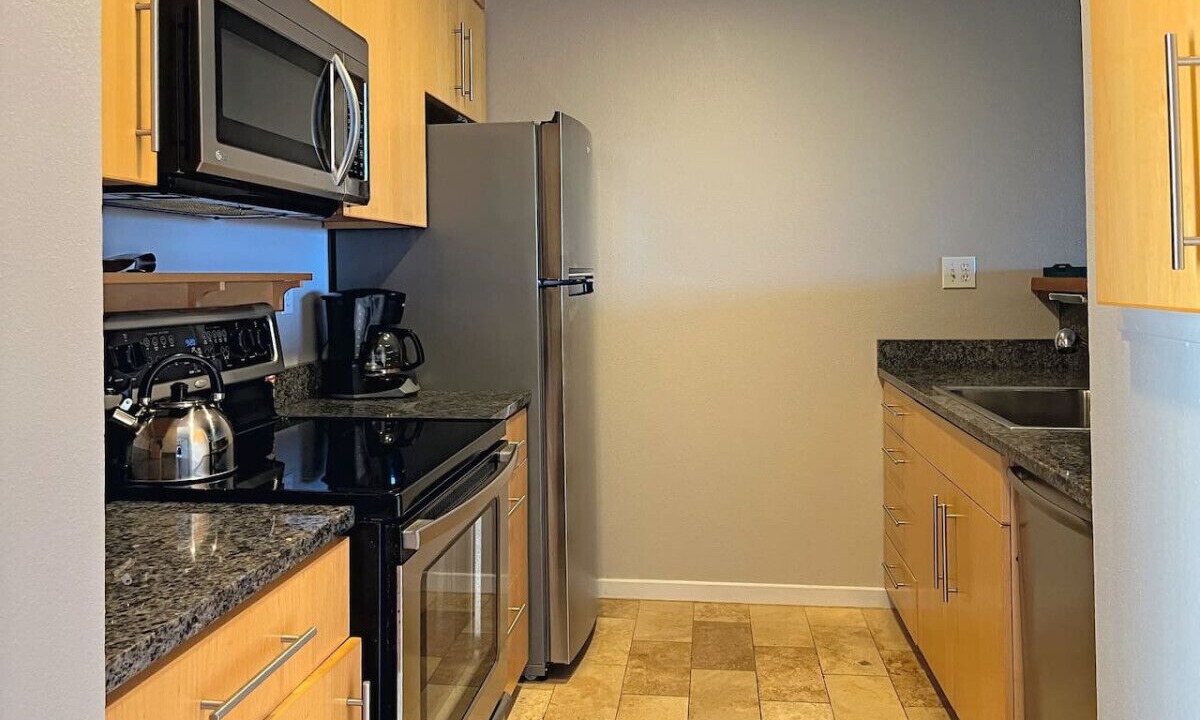 Photo of Kitchen in Maunaloa