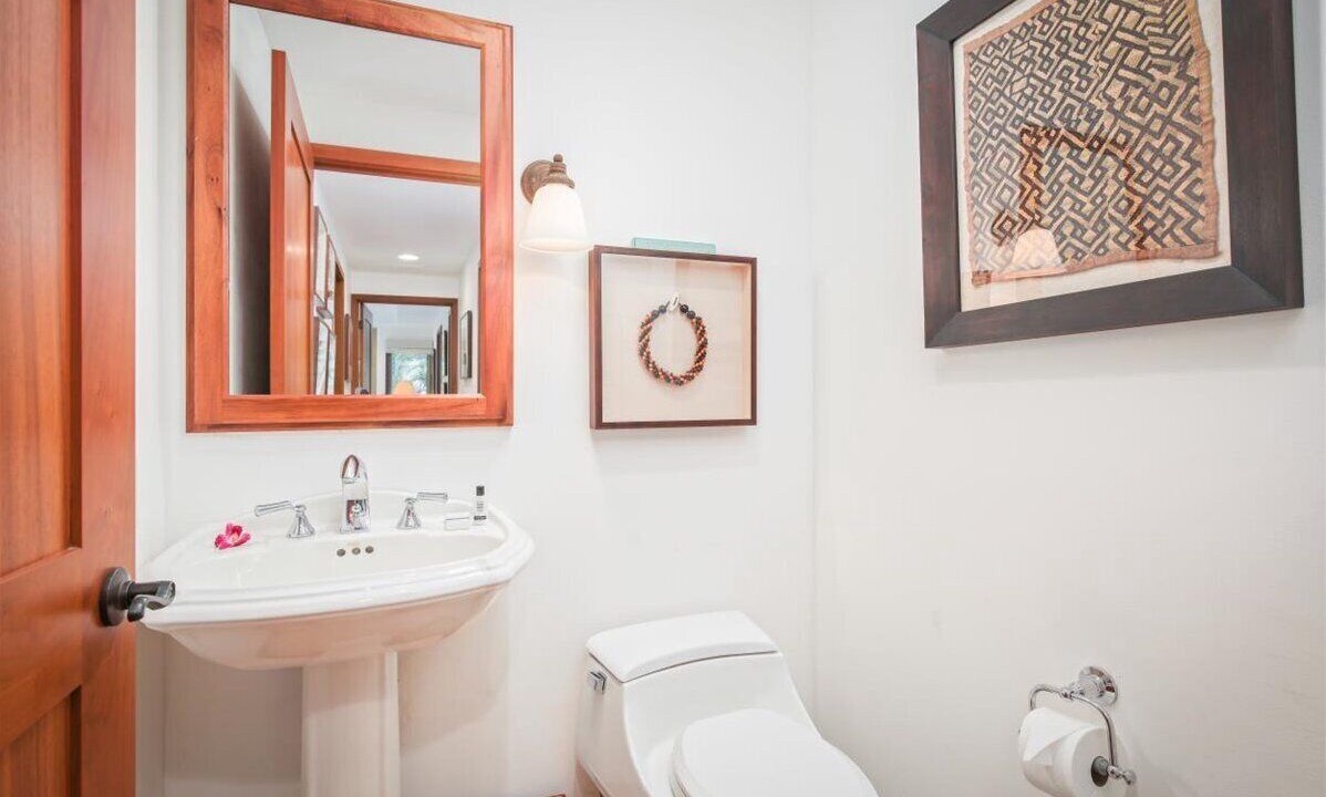 Photo of Bathroom in Kaupulehu