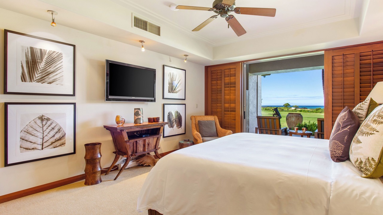 Photo of Bedroom in Kaupulehu