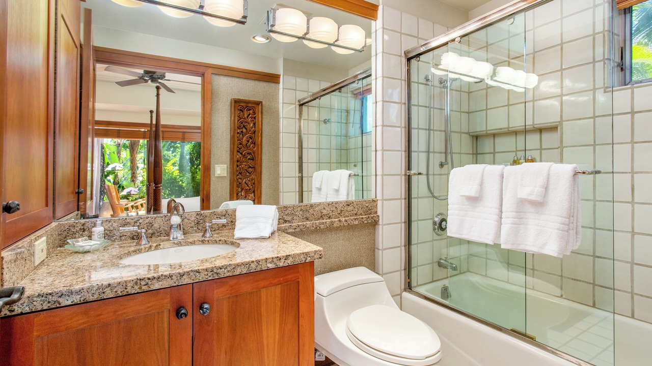Photo of Bathroom in Kaupulehu