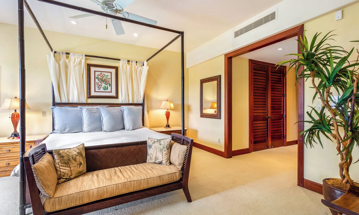 Photo of Bedroom in Kaupulehu