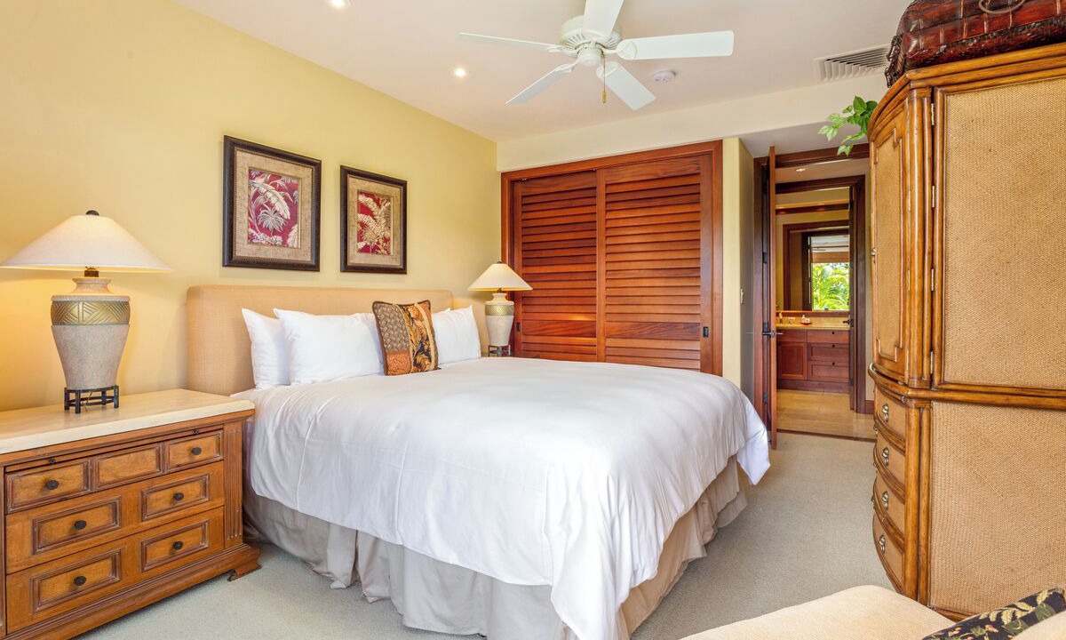 Photo of Bedroom in Kaupulehu