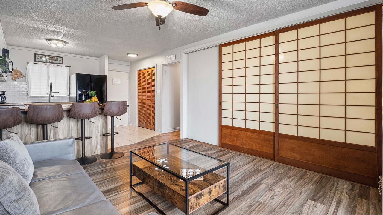 Photo of Livingroom in Historic Kailua Village