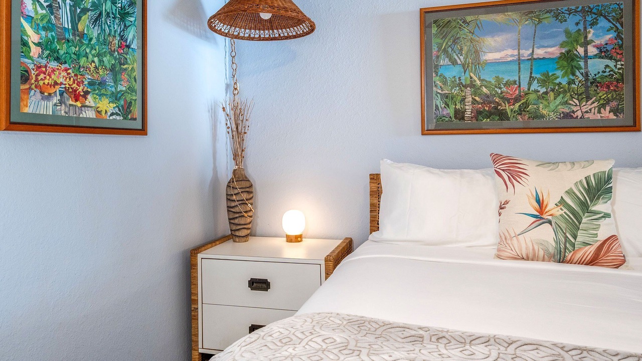 Photo of Bedroom in Maalaea