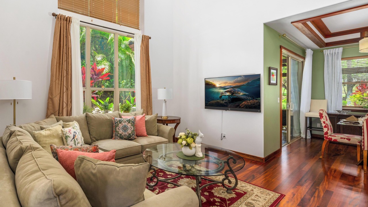 Photo of Livingroom in Kamuela