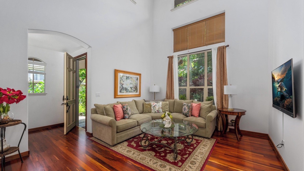 Photo of Livingroom in Kamuela