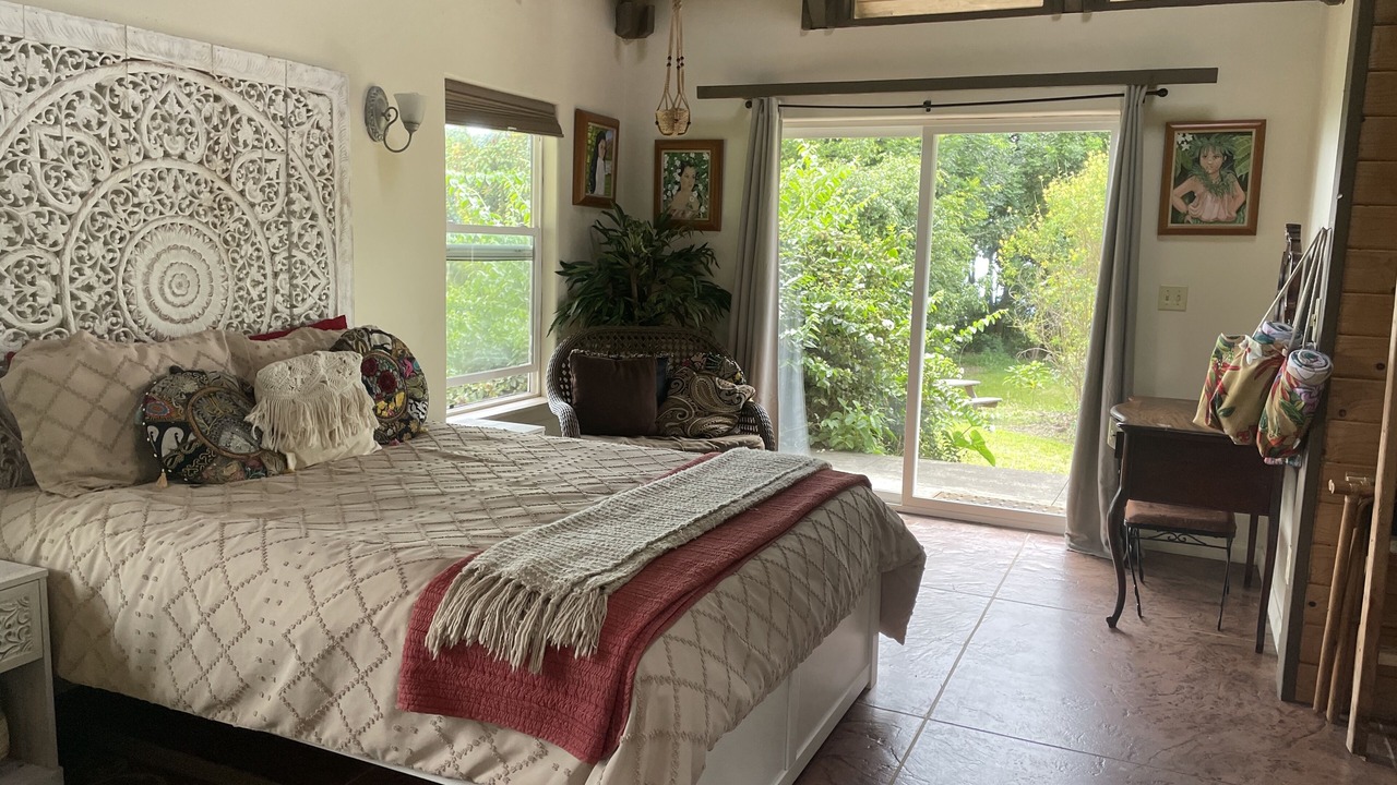 Photo of Bedroom in Holualoa