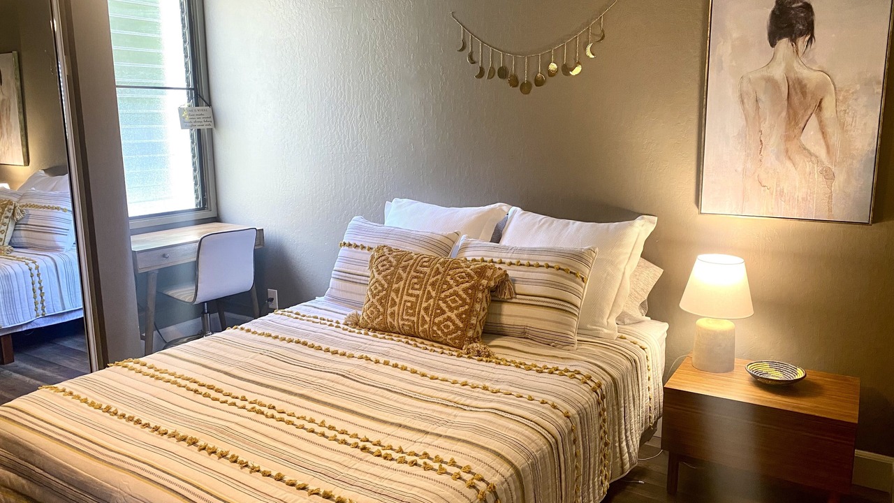 Photo of Bedroom in Makaha Valley