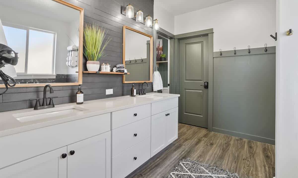 Photo of Bathroom in Caldwell