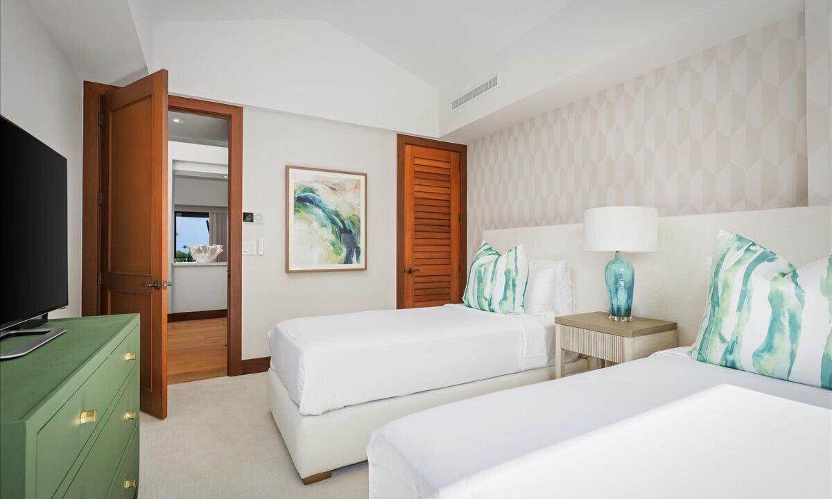 Photo of Bedroom in Kaupulehu