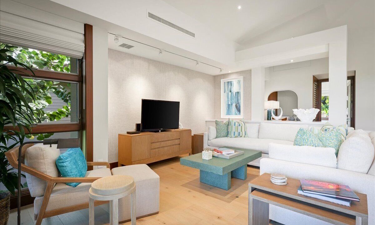Photo of Livingroom in Kaupulehu