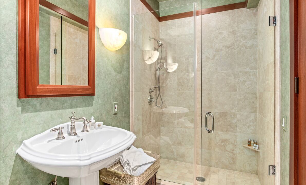 Photo of Bathroom in Kaupulehu