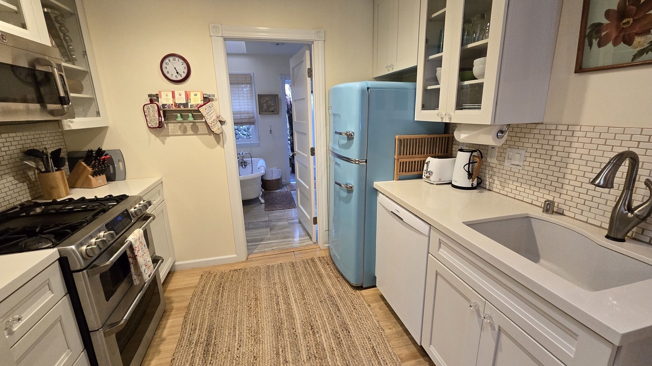 Photo of Kitchen in Royal Hawaiian Estates