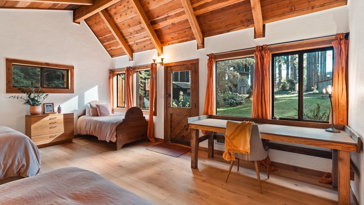 Photo of Bedroom in Albion