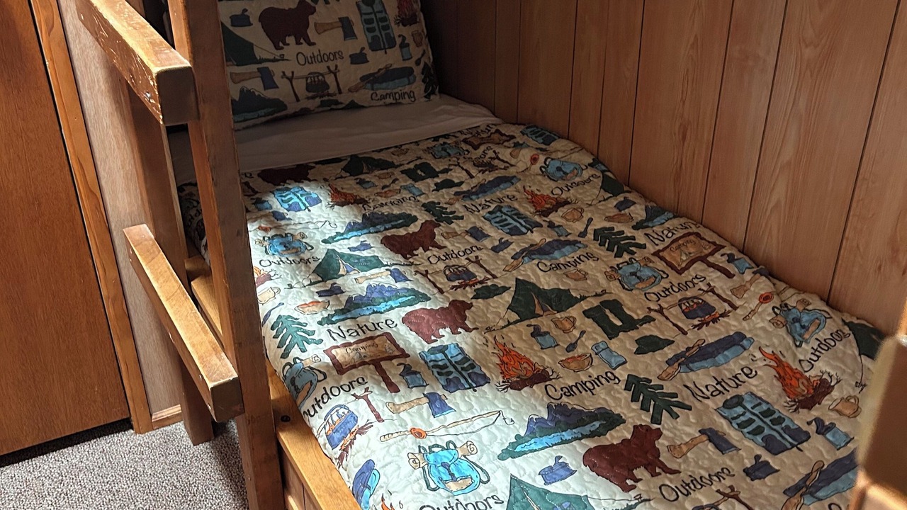 Photo of Bedroom in Warren