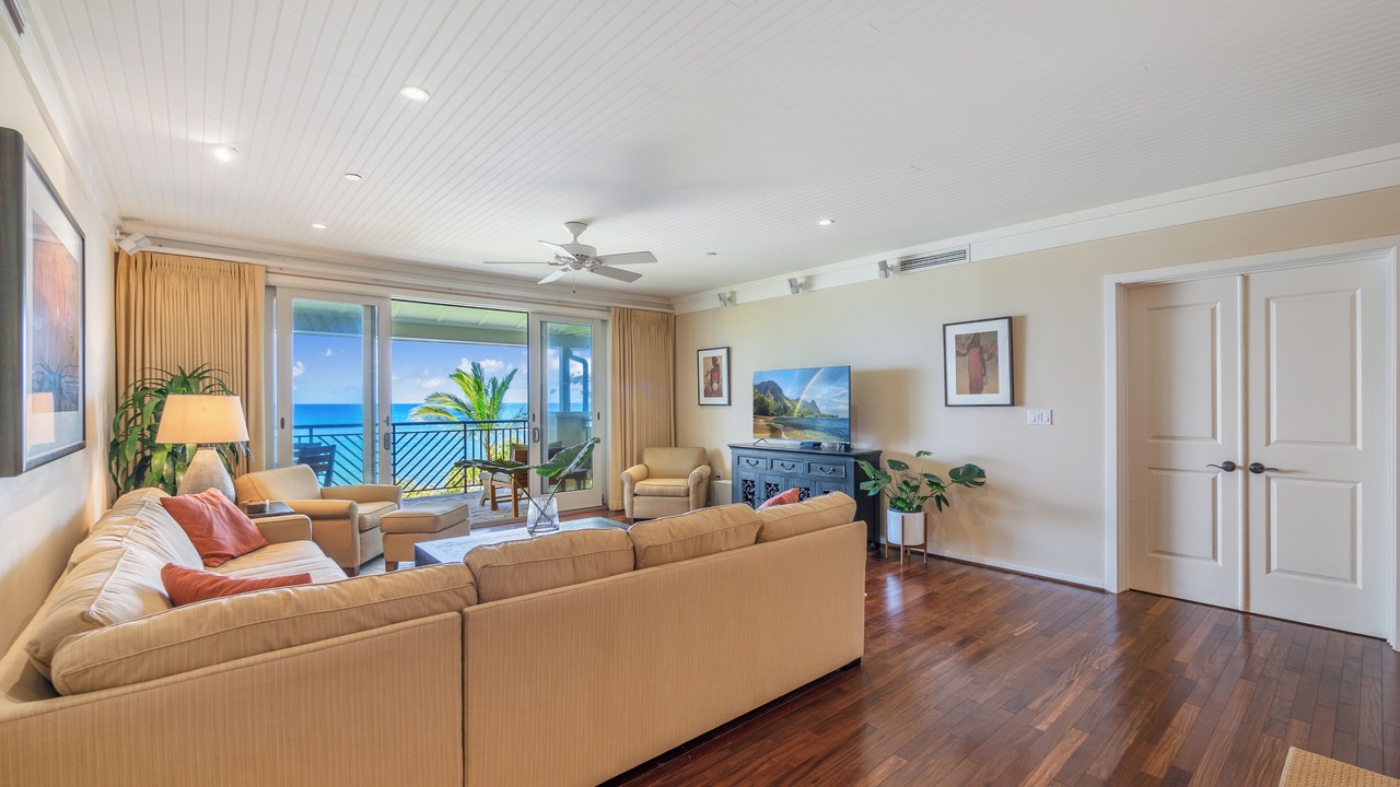 Photo of Livingroom in Kahuku
