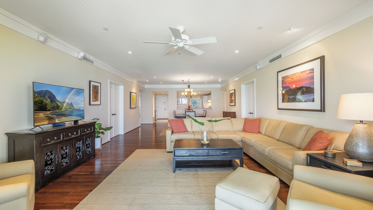 Photo of Livingroom in Kahuku