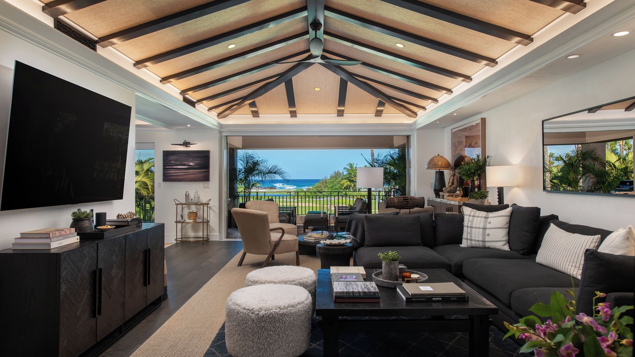 Photo of Livingroom in Kaupulehu