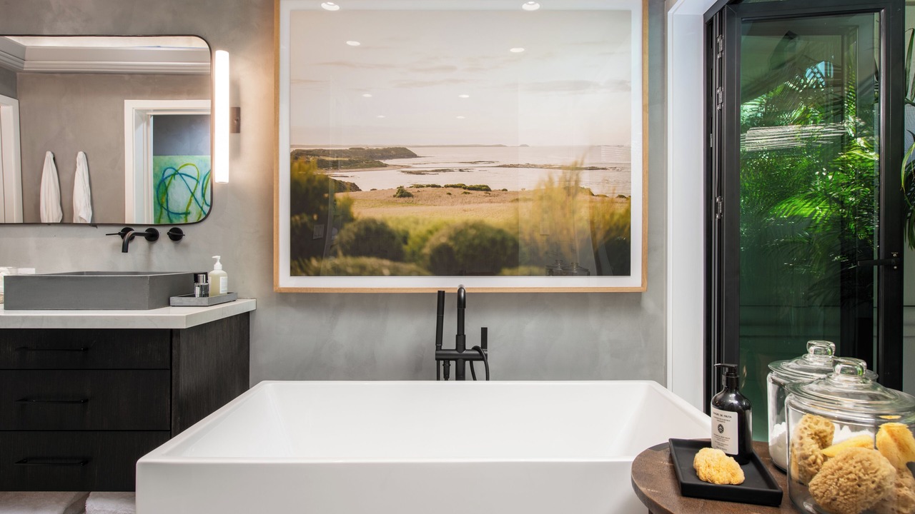 Photo of Bathroom in Kaupulehu