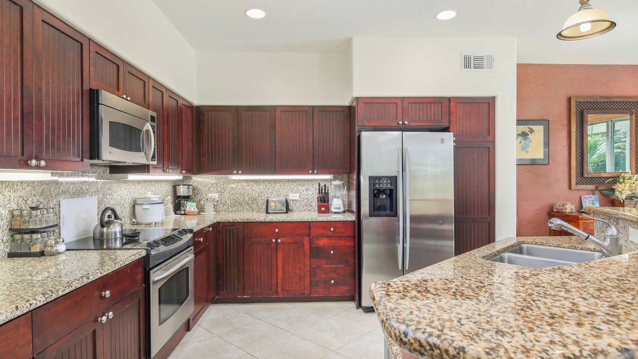 Photo of Kitchen in Waikoloa Village