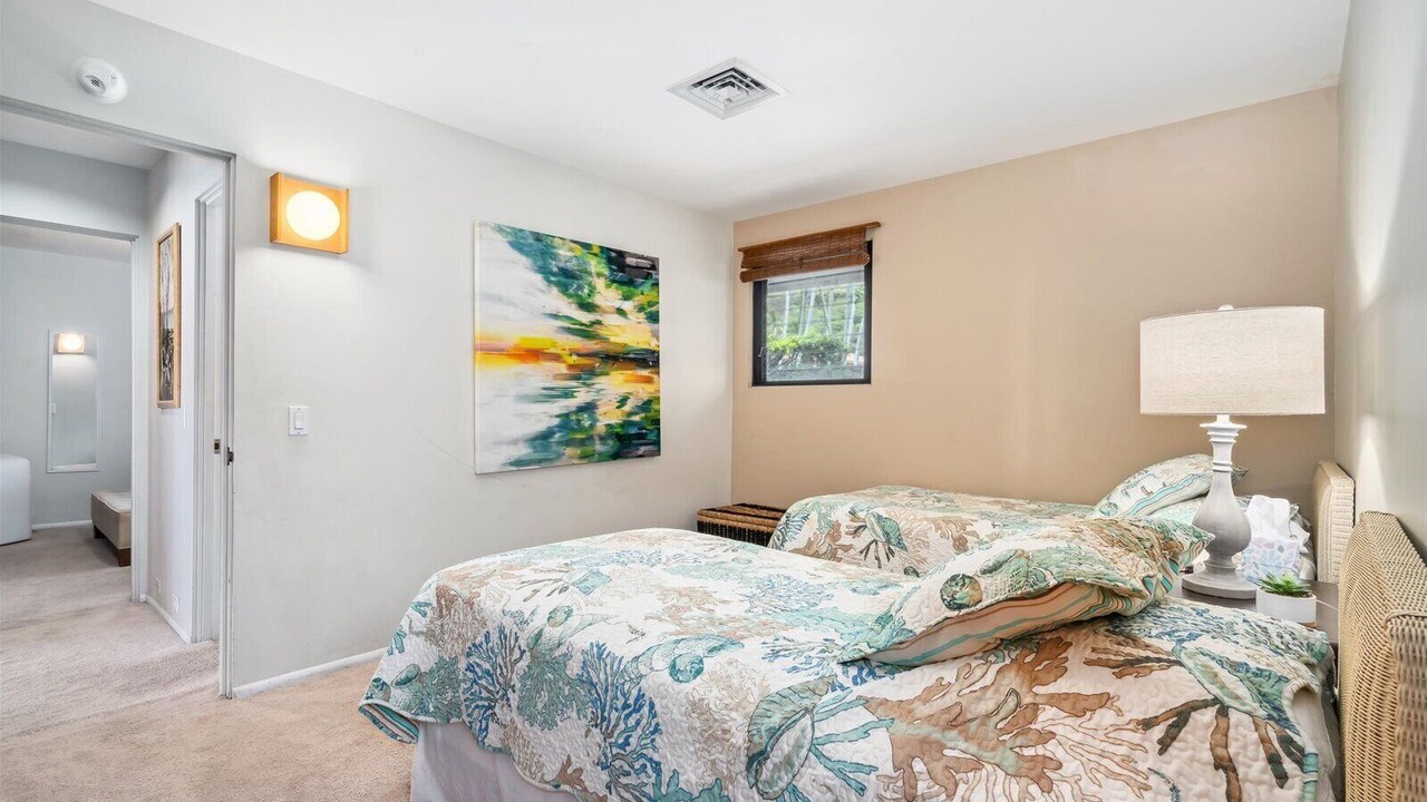 Photo of Bedroom in Hawaii Loa Ridge