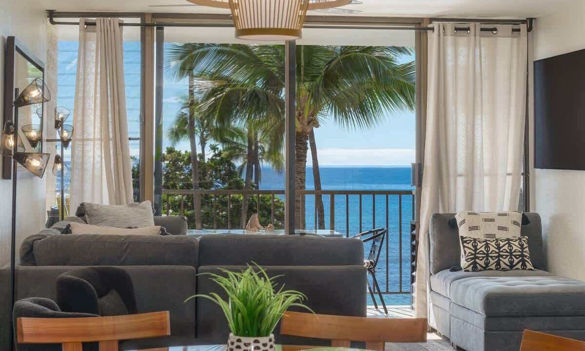 Photo of Patio Balcony in Maalaea