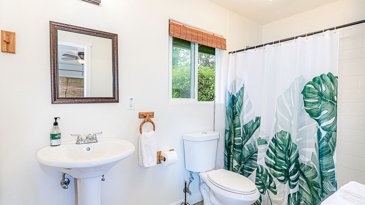 Photo of Bathroom in Keaau