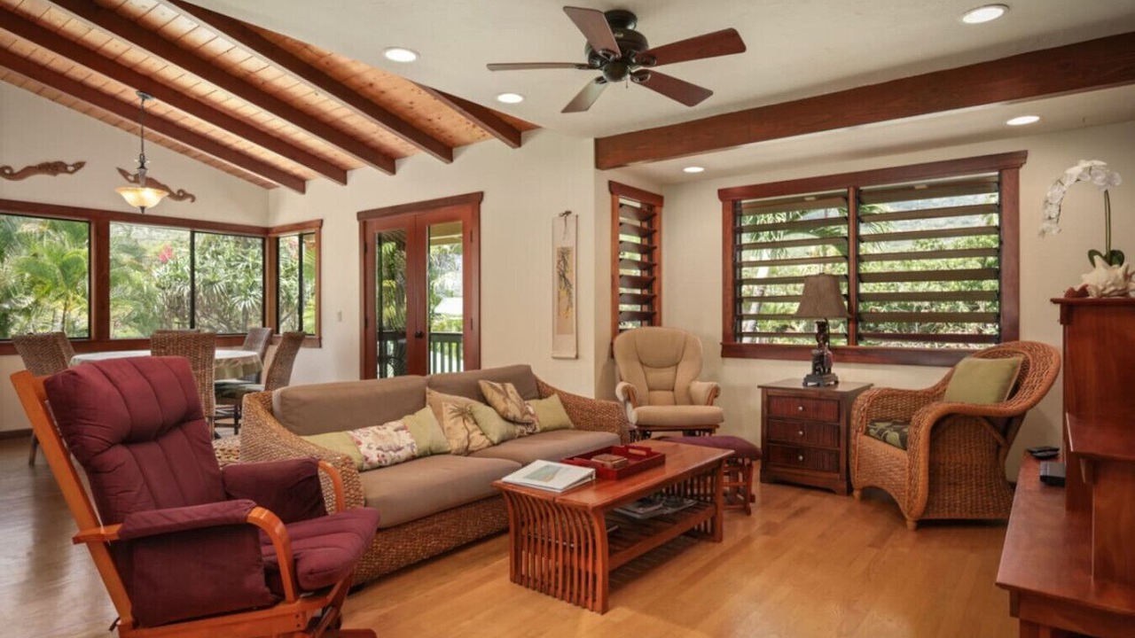 Photo of Livingroom in Honaunau-Napoopoo
