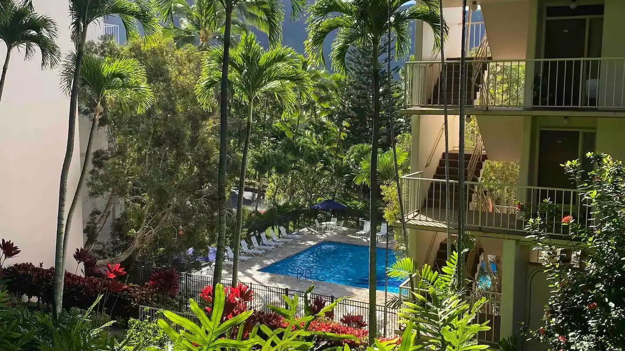 Photo of Outdoor in Makaha Valley