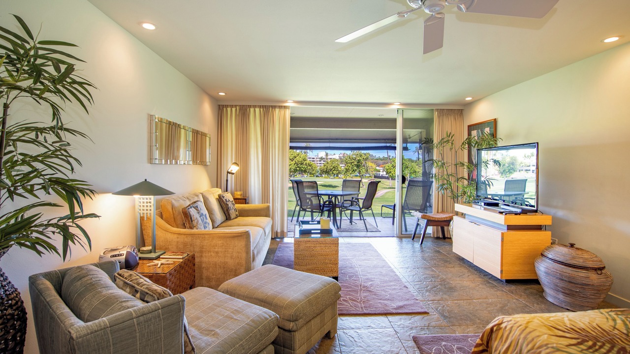 Photo of Livingroom in Kaanapali