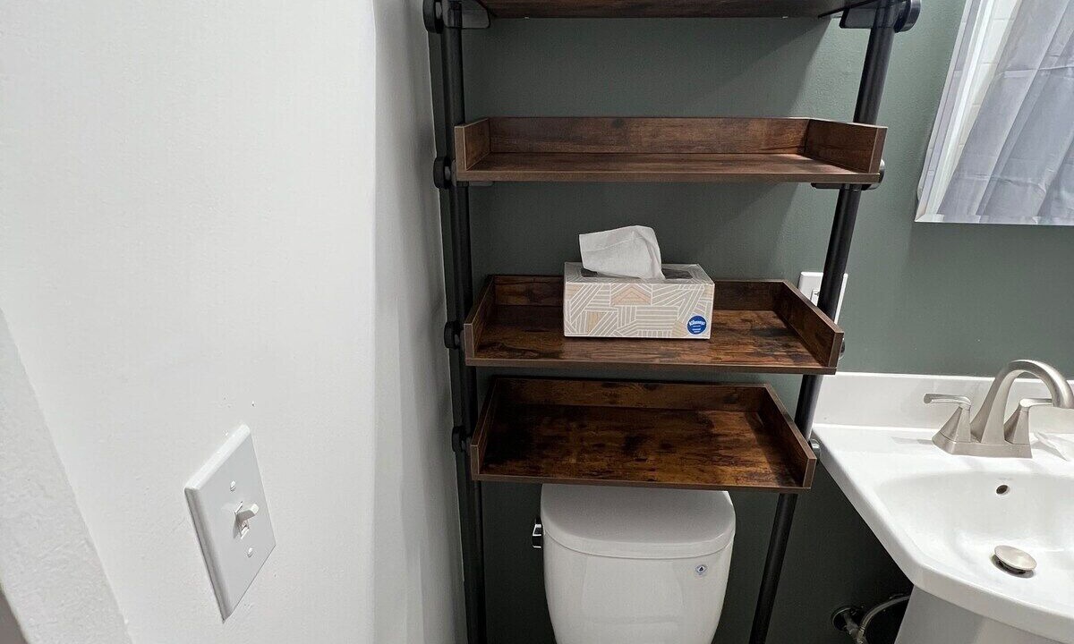 Photo of Bathroom in Diamond Head - Kapahulu - St. Louis