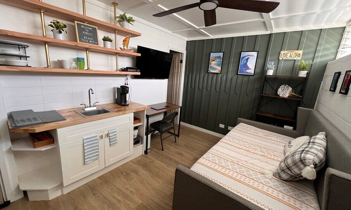 Photo of Bedroom in Diamond Head - Kapahulu - St. Louis