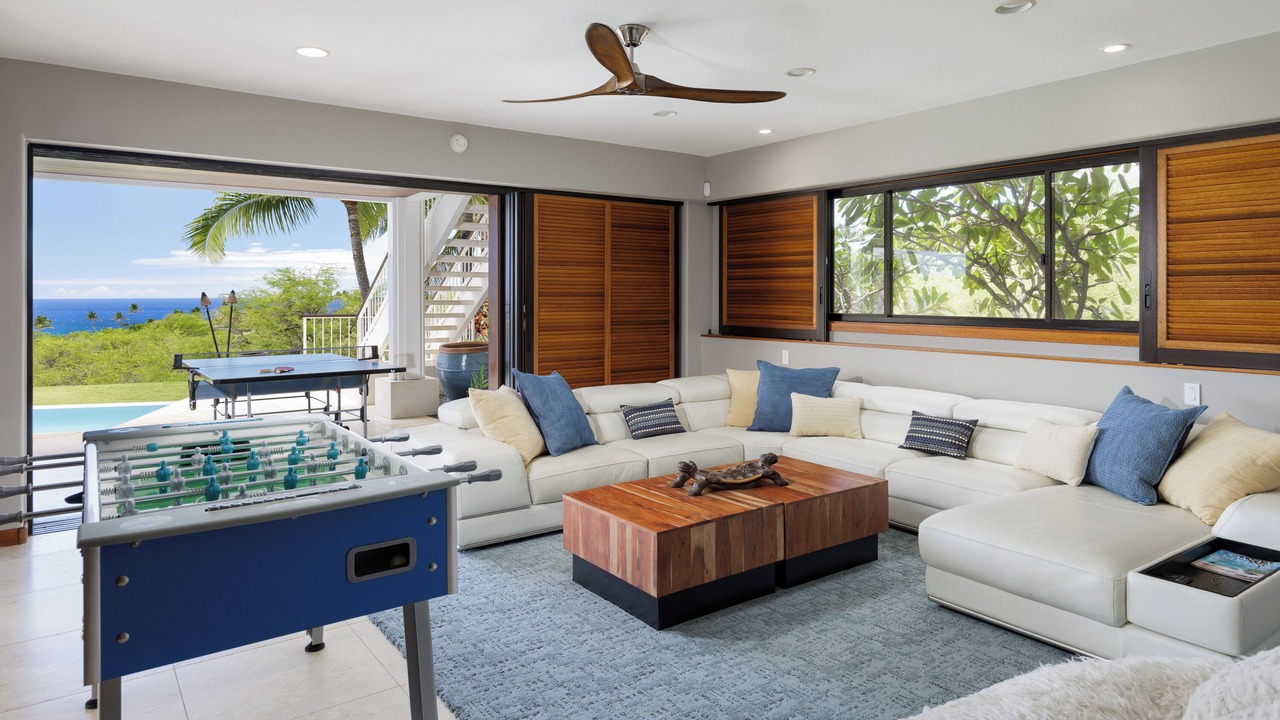 Photo of Livingroom in Kamuela