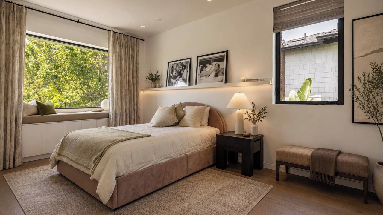 Photo of Bedroom in Hollywood