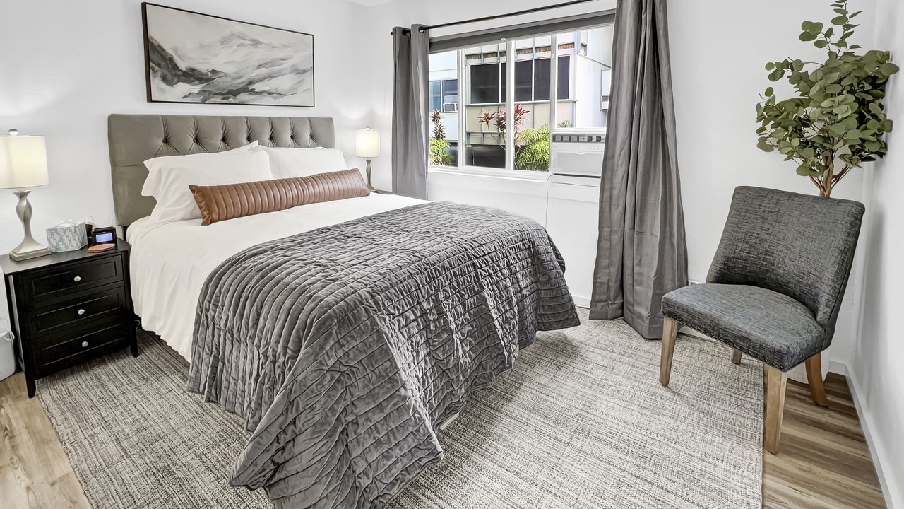 Photo of Bedroom in Historic Kailua Village