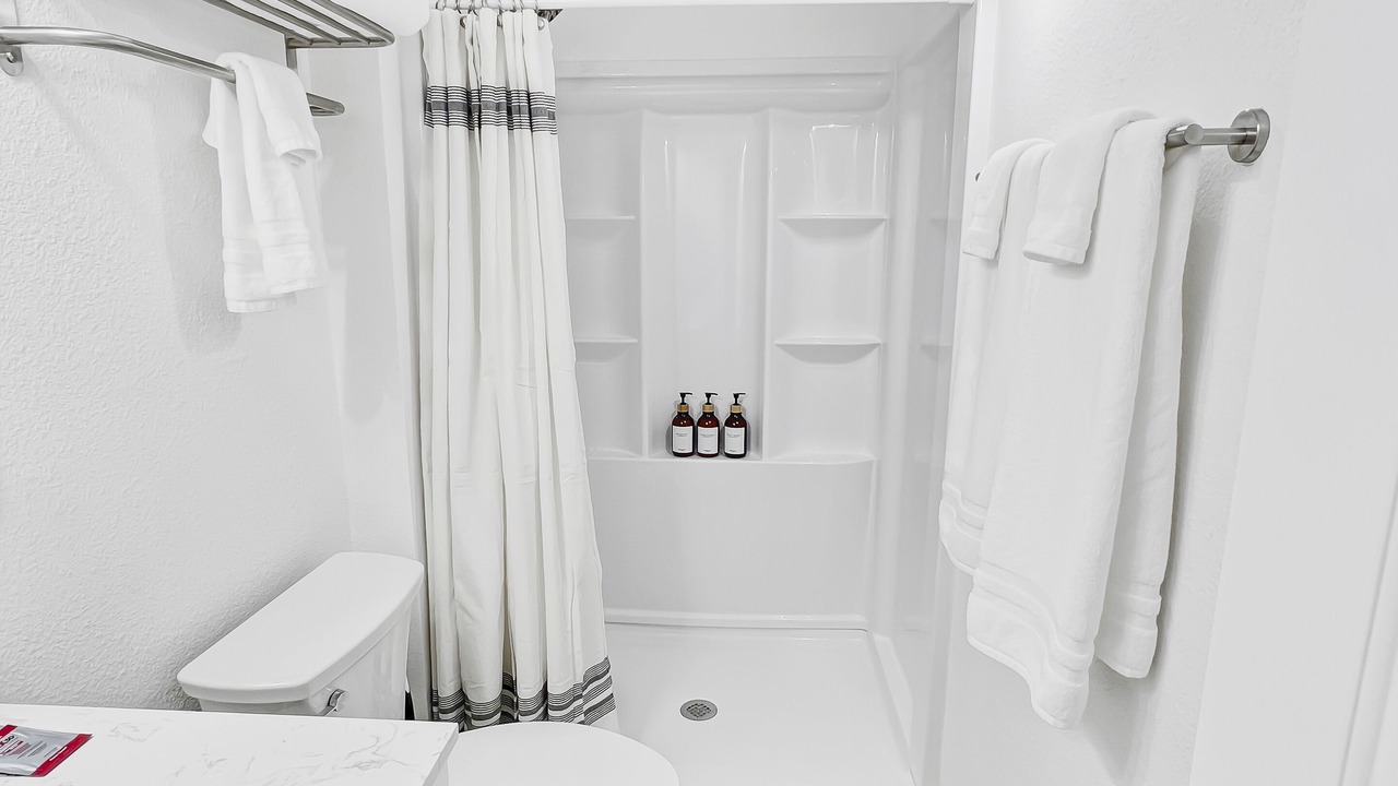 Photo of Bathroom in Historic Kailua Village