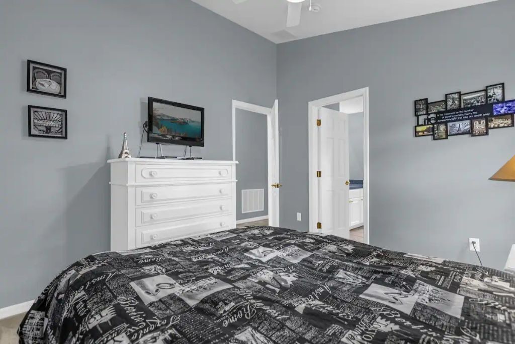 Photo of Bedroom in Legacy Park